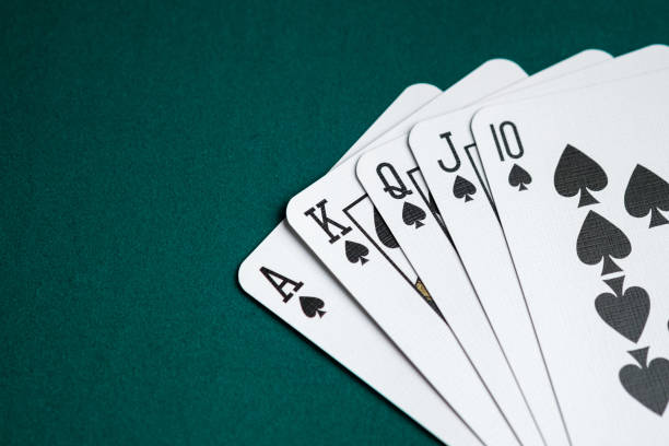 royal flush combination cards on poker game
